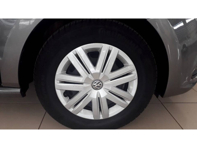 Volkswagen polo vivo 1.6 hatchback