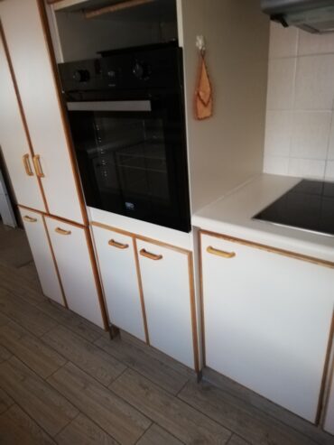 Second hand kitchen cupboards