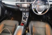 2015 #Toyota #Corolla 1.6 #Prestige #Sedan 113,000km Manual #Leather Seats, Reverse Camera