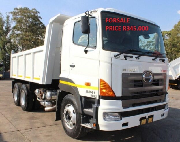 Truck-Rigid-2014-HINO-HINO-700-2841-QD7-Tipper-01TJEGP-1