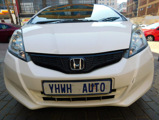 2012 Honda Jazz 1.3 Trend iVTEC Hatch MINT Manual 84,000km Cloth Seats, Well Maintained W