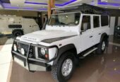 Land Rover Defender 110 TD Station Wagon Silver Limited Edition